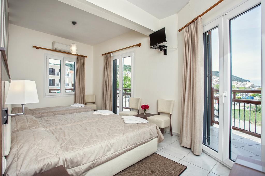 Akti Fine Rooms Skopelos Town Room photo